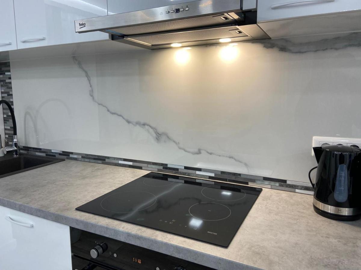 Lora Studio Διαμέρισμα Σουκεάβα Εξωτερικό φωτογραφία